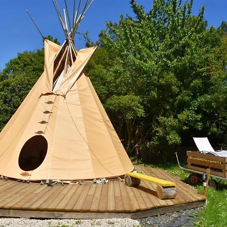 Luxuszelt Nuit En Cheyenne Tipi A 500m De La Cancale